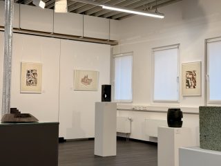 Blick in die Ausstellung im Kunstverein Dillingen, Foto: Bülent Gündüz